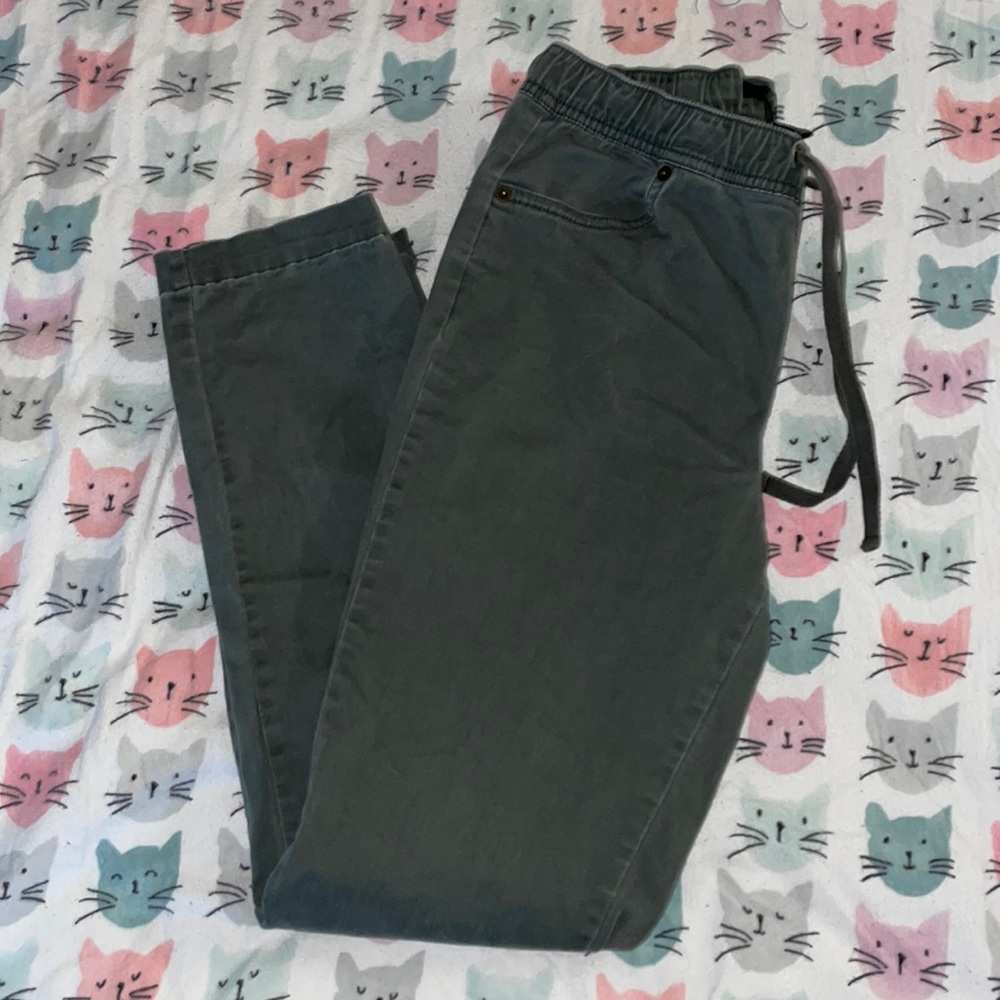 Forever 21 pants with drawstring waist